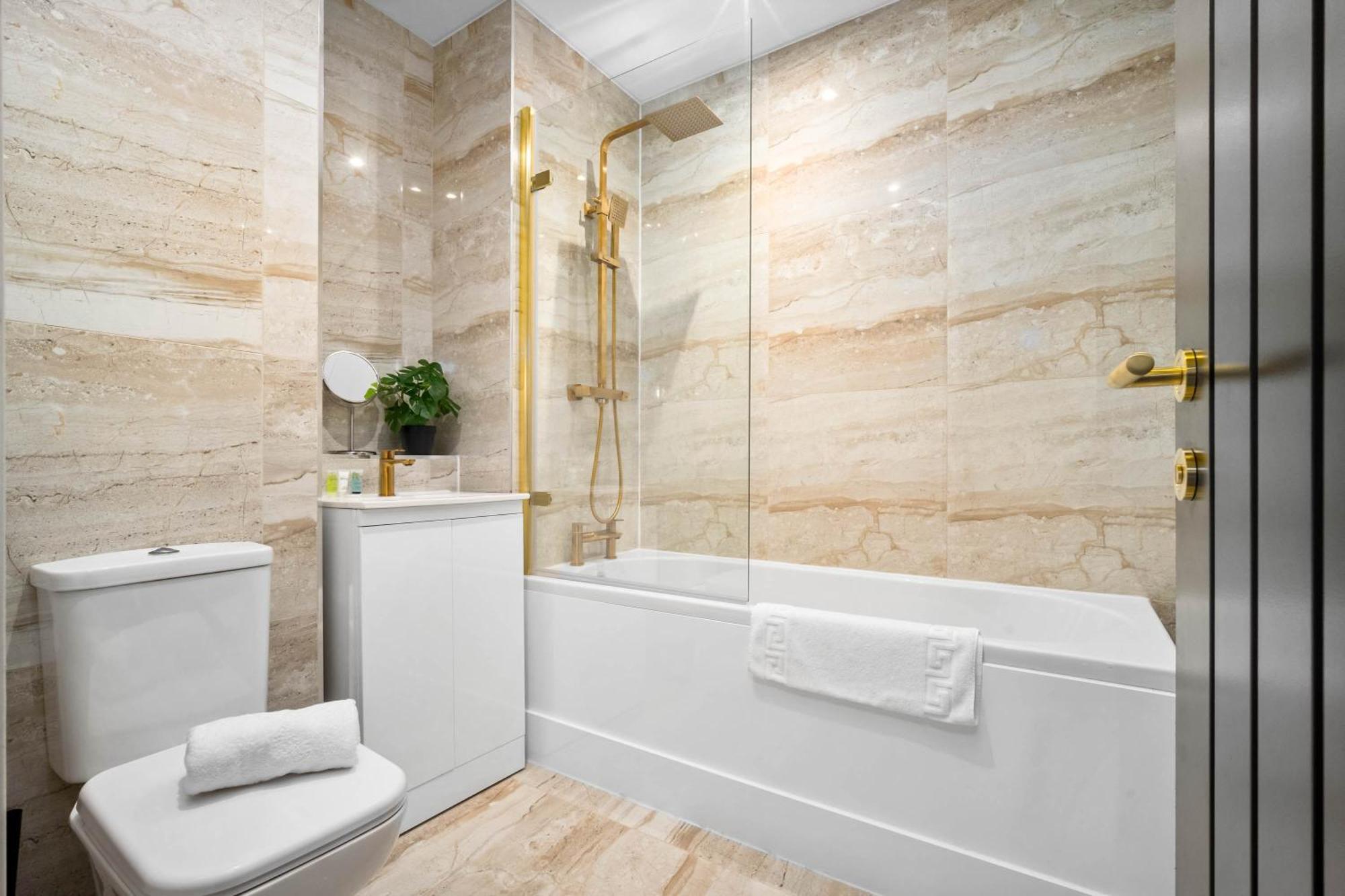 Brand New Luxury Apartment - 2 Bedroom - City Centre - Jq - Wifi - Netflix - 10Ah Birmingham Extérieur photo